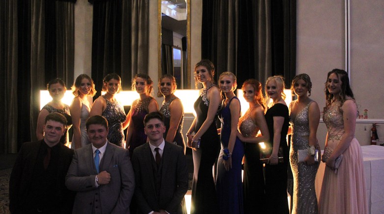 Prom 2019904