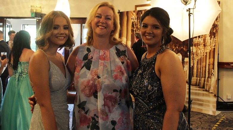Prom 2019916